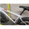 Image 21 : Truvativ Men's White Bike w/ Jumbo Jim Fat Tires