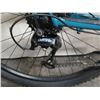 Image 17 : Trek Marlin U7 Girl's Blue Mountain Bike w/ XR2 Tires