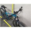 Image 4 : Trek Marlin U7 Girl's Blue Mountain Bike w/ XR2 Tires