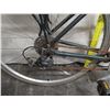 Image 11 : Raleigh Detour 5 Men's Black Hybrid Bike w/ Back Rack