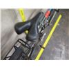 Image 14 : Raleigh Detour 5 Men's Black Hybrid Bike w/ Back Rack
