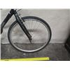 Image 3 : Raleigh Detour 5 Men's Black Hybrid Bike w/ Back Rack