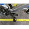 Image 10 : Huffy Highland 21 Speed Kolo 1200 Girl's Silver Mountain Bike