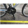 Image 9 : Huffy Highland 21 Speed Kolo 1200 Girl's Silver Mountain Bike