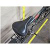 Image 11 : Trek 7100 RST Men's Black Hybrid Comfort Bike w/ Bontrager Tires