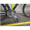 Image 8 : Trek 7100 RST Men's Black Hybrid Comfort Bike w/ Bontrager Tires