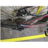 Image 13 : Giant ATX Men's XCT Black  Mountain Bike w/ JA 28 Tires