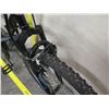 Image 4 : Roadmaster Granite Peak Men's 18 Speed Black Mountain Bike