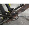 Image 11 : Hyper Gray Aluminum Urban Bike