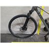 Image 18 : Trek EHN Men's Silver Road Bike w/ Bontrager Tires