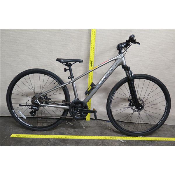 Trek EHN Men's Silver Road Bike w/ Bontrager Tires