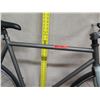 Image 2 : Giant S-R 28" Men's Gray Road Bike w/ 28" Serfas Flat Guard Tires