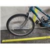 Image 16 : Free Spirit Ridge Runner Girl's Blue Mountain Bike Indian Engineered