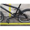 Image 15 : Boy's Black BMX Bike w/ Whitewall Fat Tires