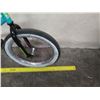 Image 9 : Redline 5 Kid's Blue Bike w/ Whitewall Fat Tires