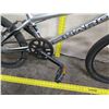Image 4 : Haro 6061 Kid's Silver BMX Bike w/ Fat Tires