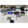 Image 1 : Multiple Wallets, Wristlets & Hawaii Print Caps