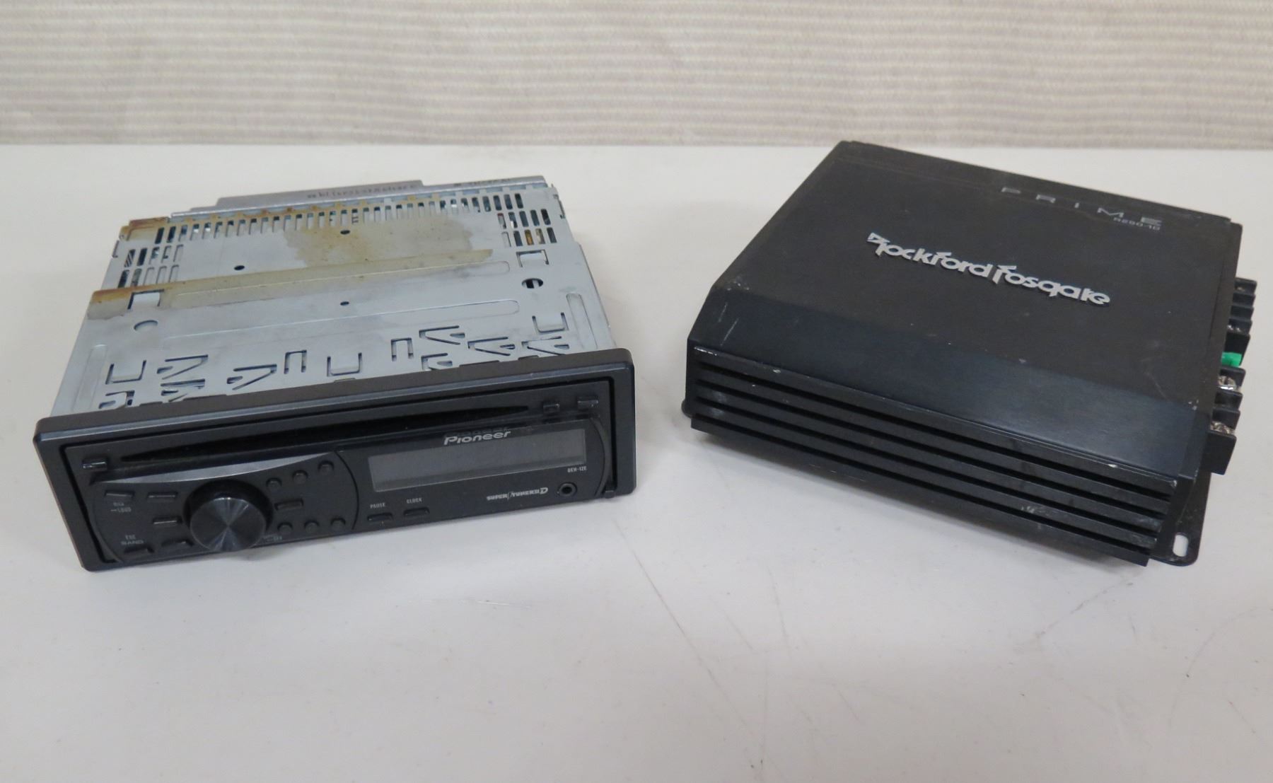 Rockford Fosgate Prime R250-1D Amplifier Pioneer Super Tuner D CD Player - Oahu Auctions Rockford Fosgate Prime R250-1D Amplifier Pioneer Super Tuner D CD Player - Oahu Auctions
