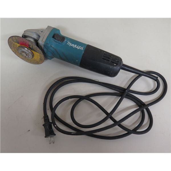 Makita 4-1/2" Angle Grinder 9557NB