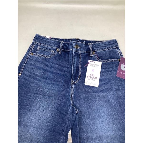 Ladies Mid-Rise Jeans Size 4