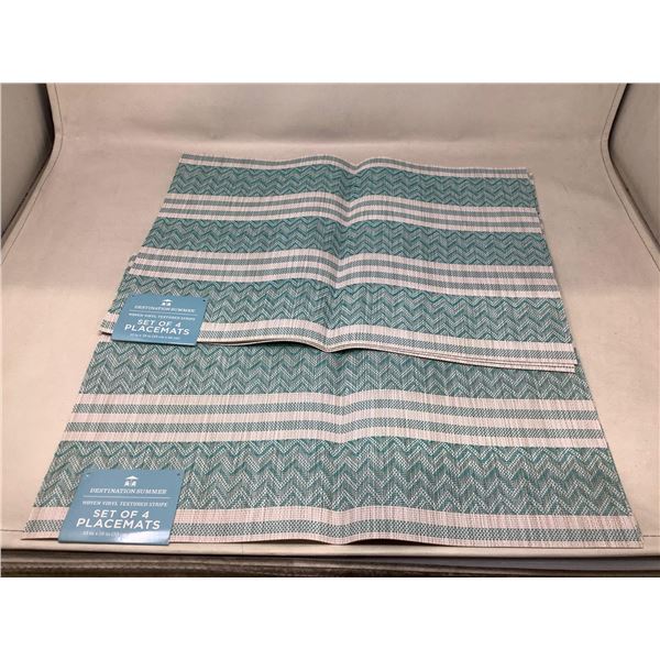 Lot of 2, 4 Set Textured Stripe Placemats