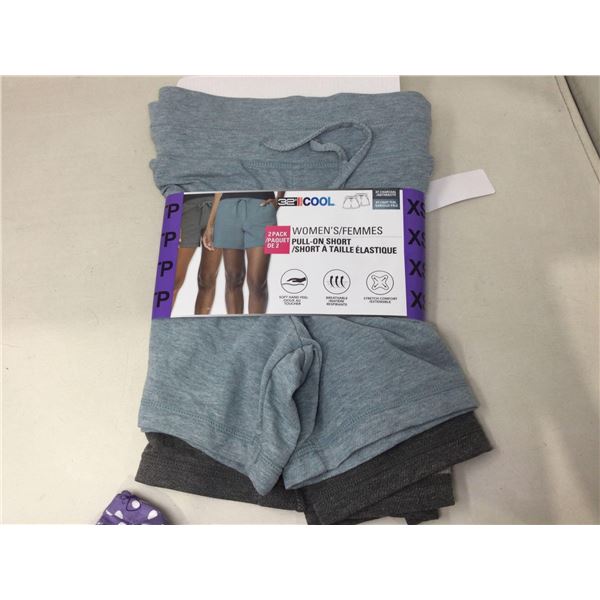 NEW 32Cool womens 2 pack pull on shorts small