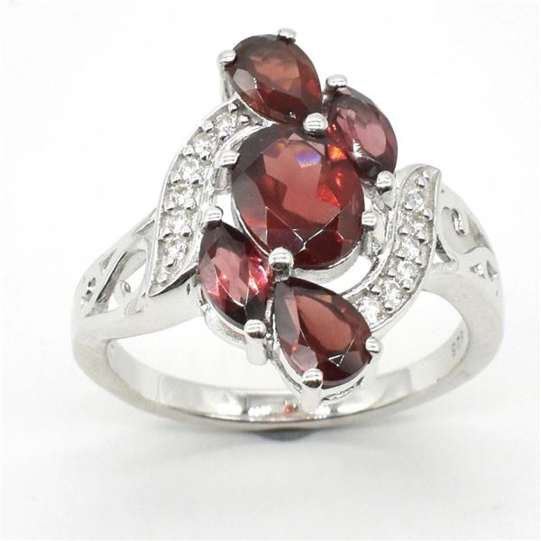 Silver Garnet Cz(2.9ct) Rhodium Plated Ring (~weight 3.4g)