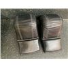 Image 1 : Set of black bag training gloves