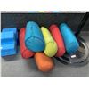 Image 1 : Lot of 6 assorted yoga bolsters
