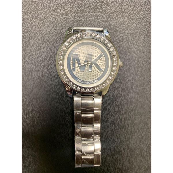 NEW Michael Kors Quartz Wrist Watch stainless steel