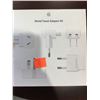 Image 1 : Apple World Travel Adapter Kit