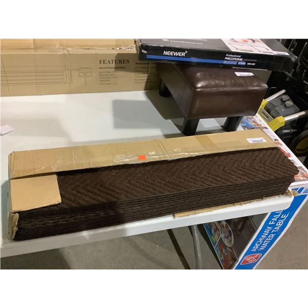 Case of 14 Carpet Stair Treads (8in x 32in)