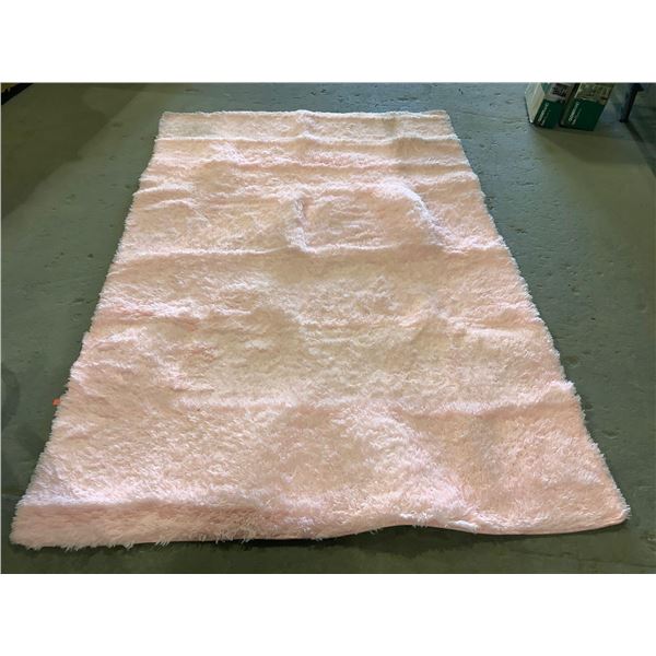 Area Rug (59in x 95in)