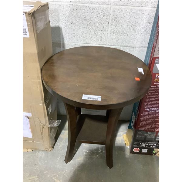 Round Wooden End Table (19in x 19in x 24in)