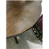 Image 2 : Round Wooden End Table (19in x 19in x 24in)