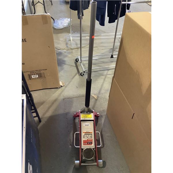 Arcan HJ 3000 3 Ton Professional Hybrid Jack (Lever Gets Caught Making it Hard to Pump)