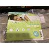 Image 3 : Trifold Mattress (75in x 31in x 4in)