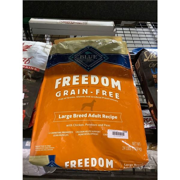 Blue Buffalo Co Freedom Grain Free Large Breed Adult Dog Food (10.8kg)