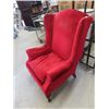 Image 2 : Wing Back Upholsterd Chair