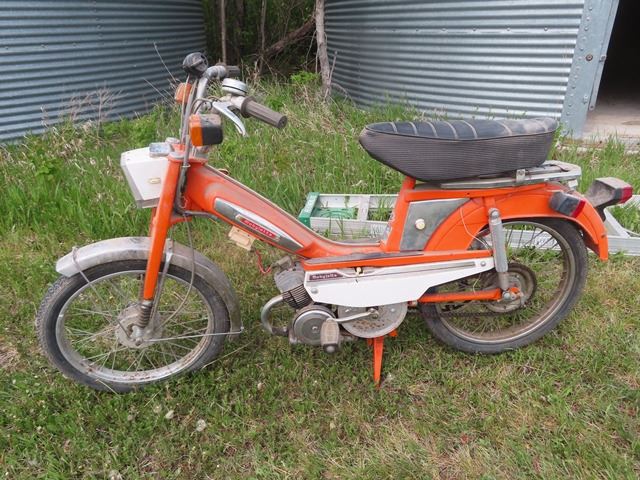 Motobecane Orange 1976 1975 Motobecane Mobylette Orange Manual In