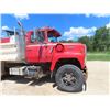Image 4 : 88 Ford L9000 3406 CAT 9 Spd Tandem w 15' Gravel B & H  455,656 KM w Safety  & TOD