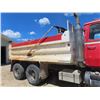 Image 5 : 88 Ford L9000 3406 CAT 9 Spd Tandem w 15' Gravel B & H  455,656 KM w Safety  & TOD