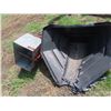 Image 2 : Auger Hopper & Seed Broadcaster