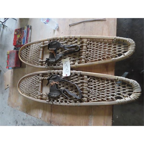 Snowshoes, w Straps