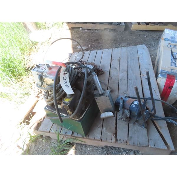 110 Hyd Pump, & 12 Volt Pump