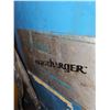 Image 3 : GOULD Ferrocharger Battery Charger 208/230/460v 1ph 30volts