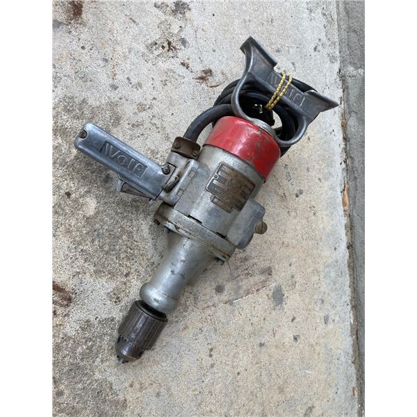 WOLF Heavy-Duty Drill 1/2"