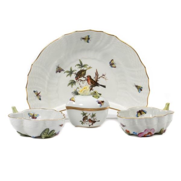 Herend Porcelain Table Articles