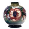 Image 2 : Moorcroft Pottery