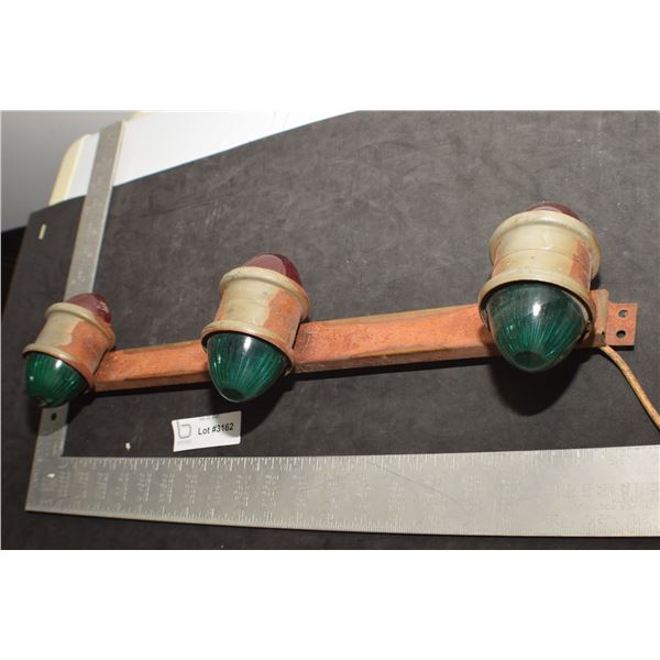 ANTIQUE CLEARANCE LIGHTS